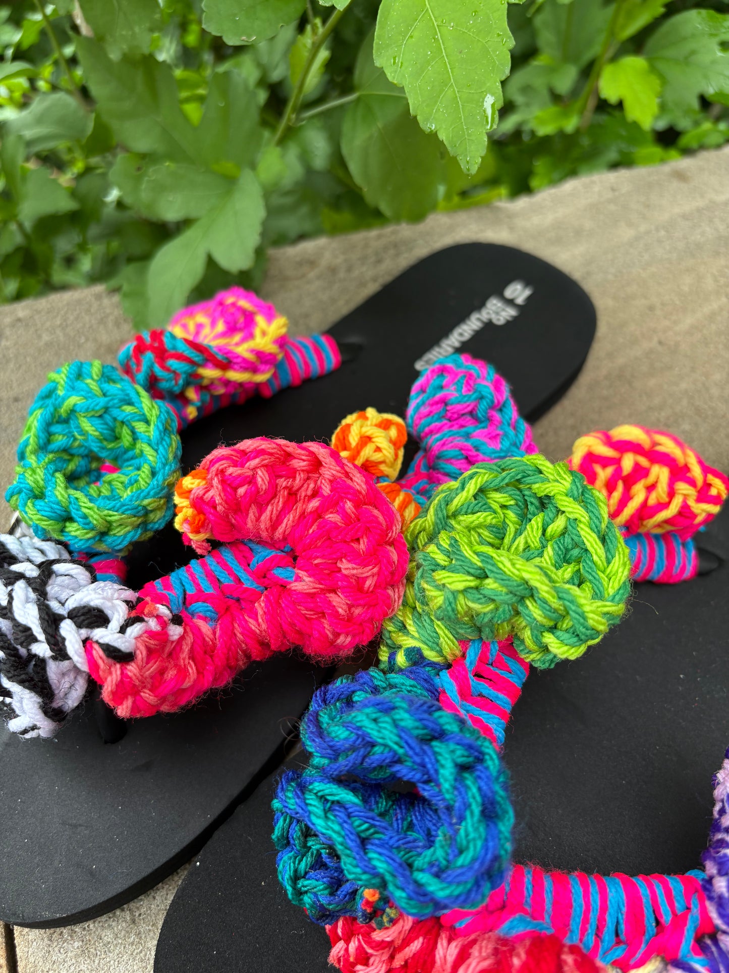 Le’crochet Ruffle Flip Flip