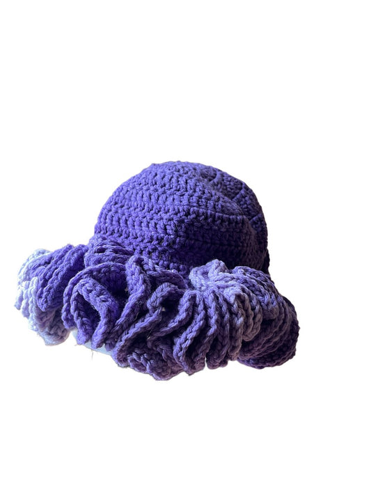 Extreme ruffle hat